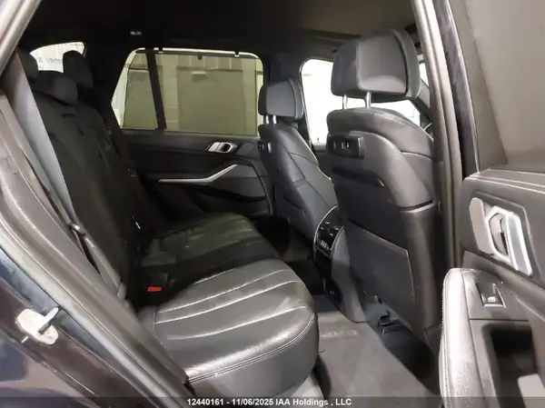 5UXCR6C51KLK84283 2019 BMW X5 - Image 8