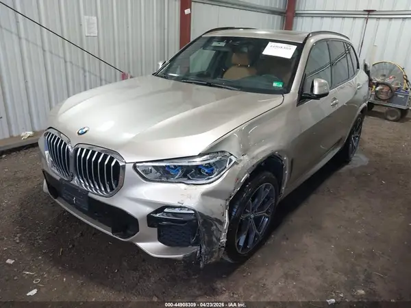5UXCR6C51KLK84686 2019 BMW X5 - Image 2