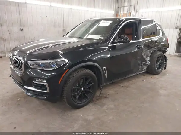 5UXCR6C51KLK85630 2019 BMW X5 - Image 2