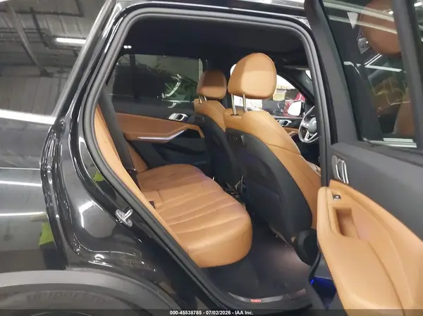 5UXCR6C51KLK85630 2019 BMW X5 - Image 8