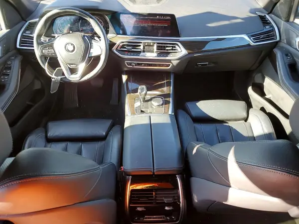 5UXCR6C51KLK85711 2019 BMW X5 - Image 8