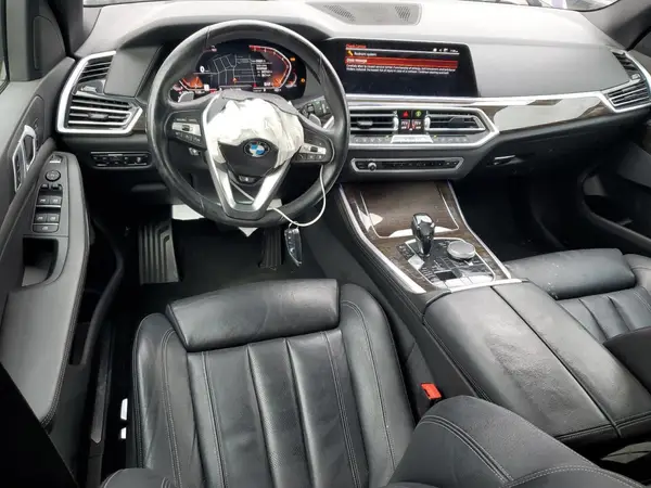 5UXCR6C51KLK86728 2019 BMW X5 - Image 8