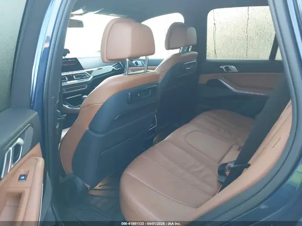 5UXCR6C51KLK88088 2019 BMW X5 - Image 8