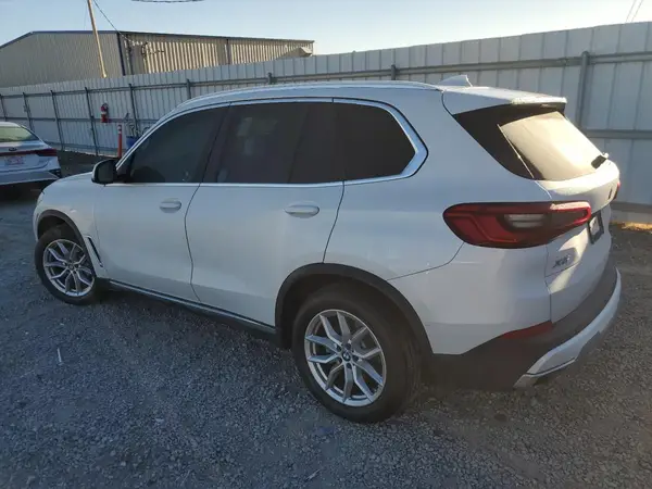 5UXCR6C51KLL03771 2019 BMW X5 - Image 2