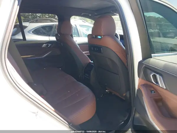5UXCR6C51KLL06167 2019 BMW X5 - Image 8