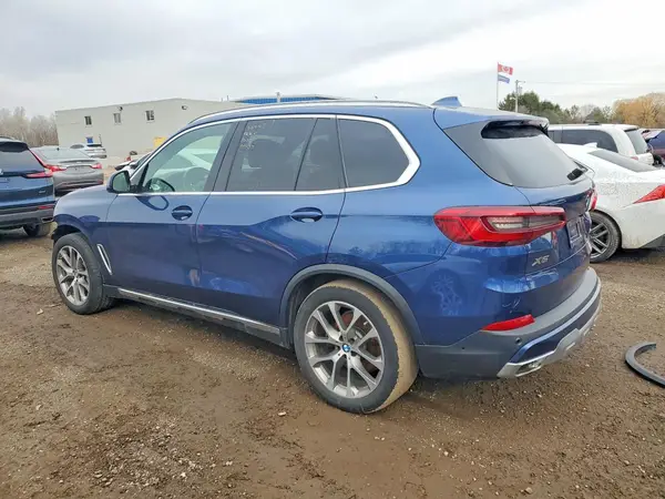 5UXCR6C51KLL09246 2019 BMW X5 - Image 2