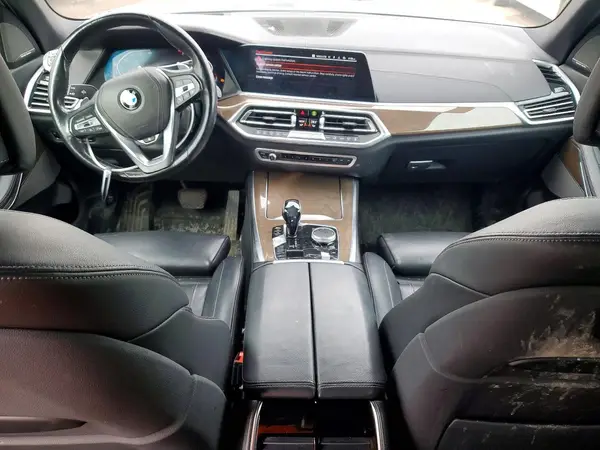5UXCR6C51KLL09246 2019 BMW X5 - Image 8