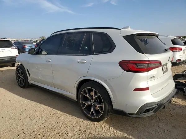 5UXCR6C51KLL09358 2019 BMW X5 - Image 2