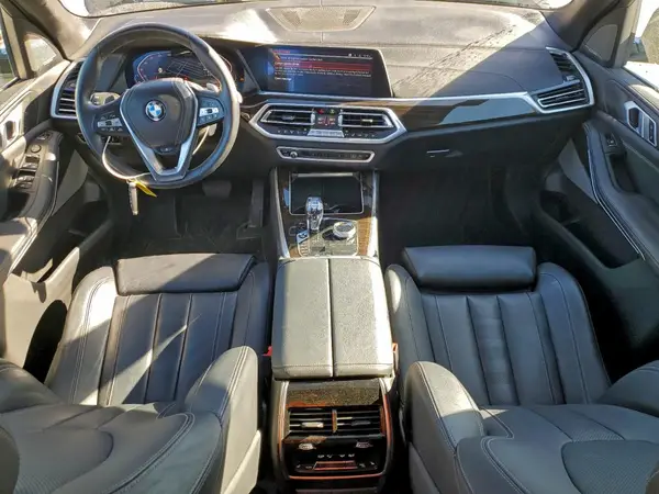 5UXCR6C51KLL13197 2019 BMW X5 - Image 8
