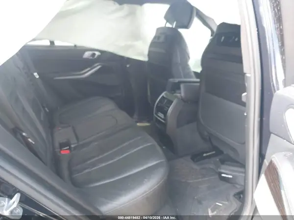 5UXCR6C51KLL14088 2019 BMW X5 - Image 8