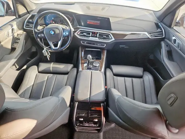 5UXCR6C51KLL14706 2019 BMW X5 - Image 8