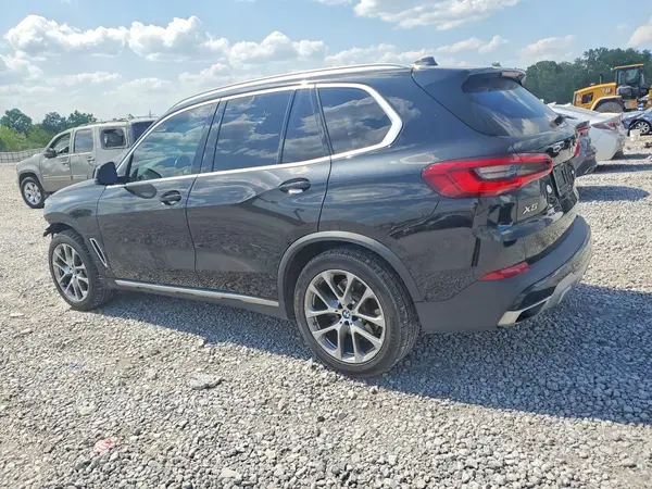 5UXCR6C51KLL21798 2019 BMW X5 - Image 2