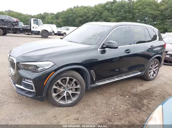 5UXCR6C51KLL23230 2019 BMW X5 - Image 2