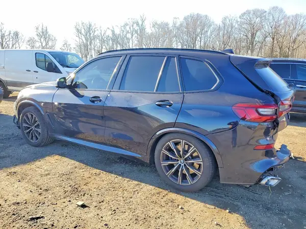 5UXCR6C51KLL24622 2019 BMW X5 - Image 2