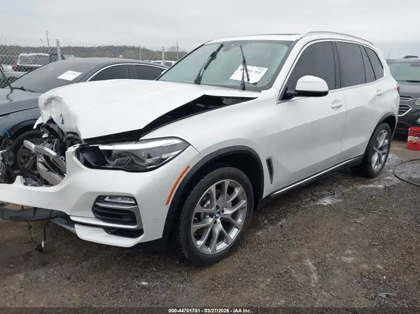 5UXCR6C51KLL25320 2019 BMW X5 - Image 2