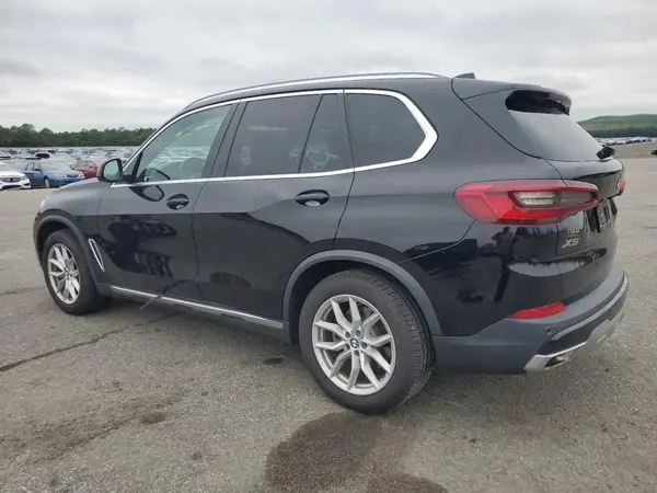5UXCR6C51KLL26192 2019 BMW X5 - Image 2