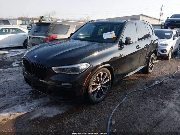 5UXCR6C51KLL36270 2019 BMW X5 - Image 2