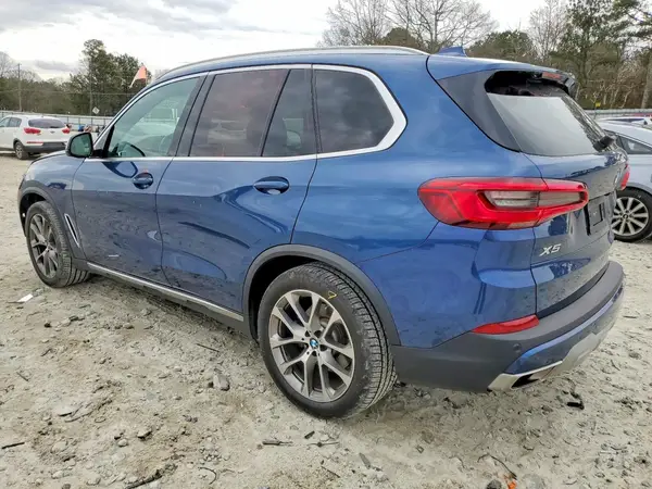 5UXCR6C51KLL37662 2019 BMW X5 - Image 2