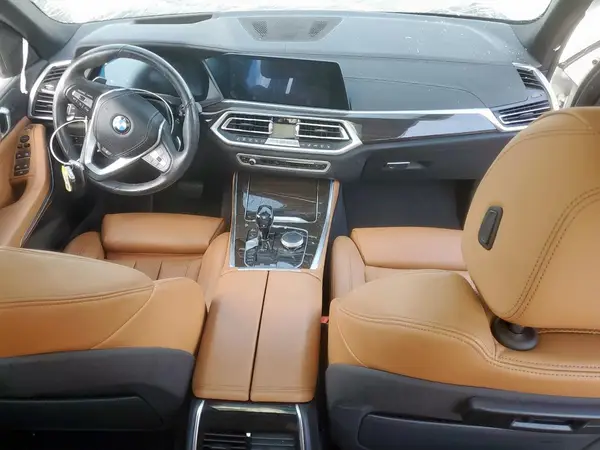 5UXCR6C51KLL38679 2019 BMW X5 - Image 8