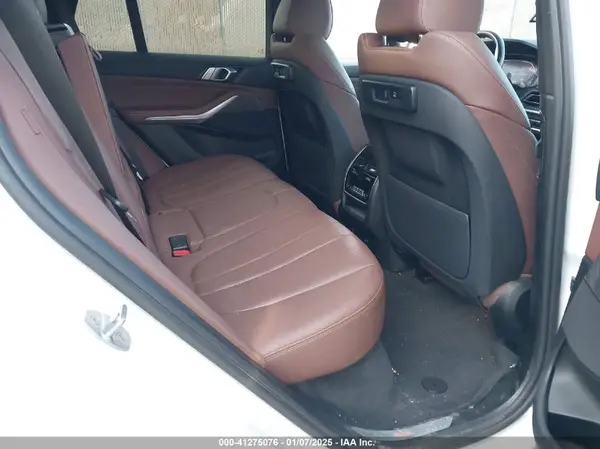 5UXCR6C51KLL61055 2019 BMW X5 - Image 8