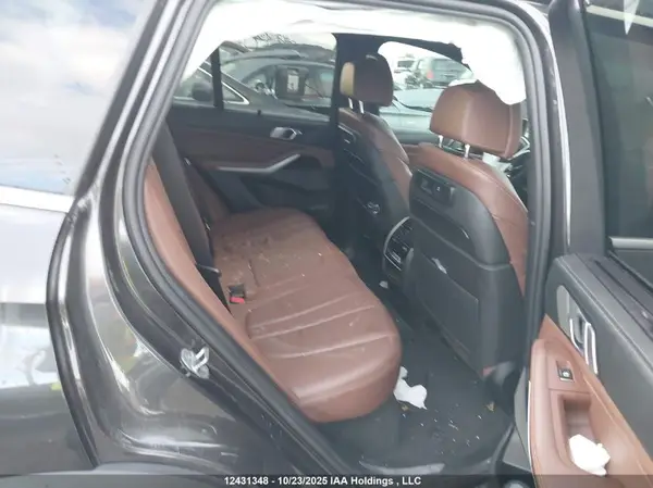 5UXCR6C51KLL61136 2019 BMW X5 - Image 8