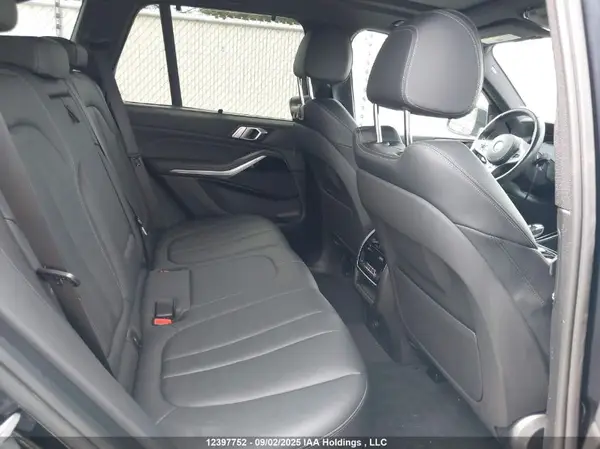5UXCR6C51KLL62979 2019 BMW X5 - Image 8