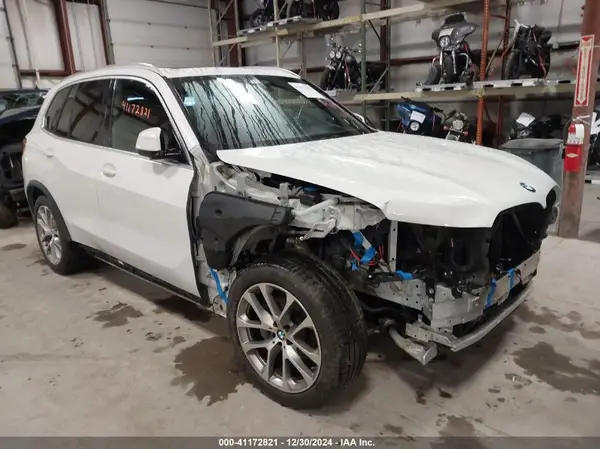 5UXCR6C52KLB12590 2019 BMW X5 - Image 1