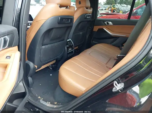 5UXCR6C52KLK80386 2019 BMW X5 - Image 8