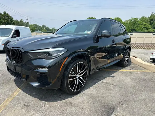 5UXCR6C52KLK85670 2019 BMW X5 - Image 1