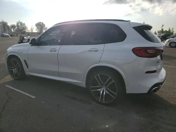 5UXCR6C52KLK86267 2019 BMW X5 - Image 2