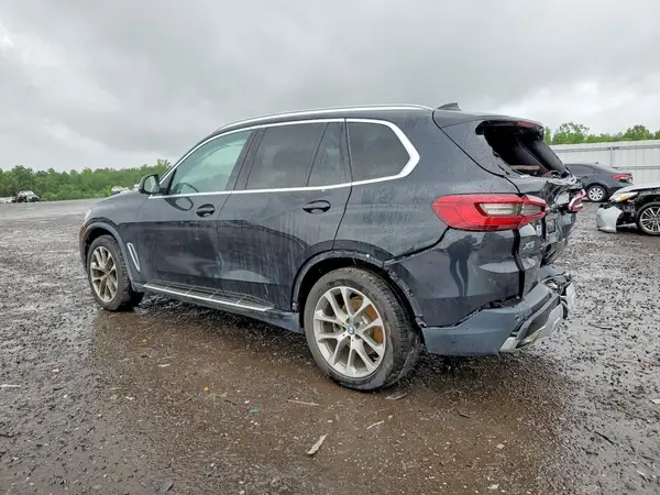 5UXCR6C52KLK87709 2019 BMW X5 - Image 2