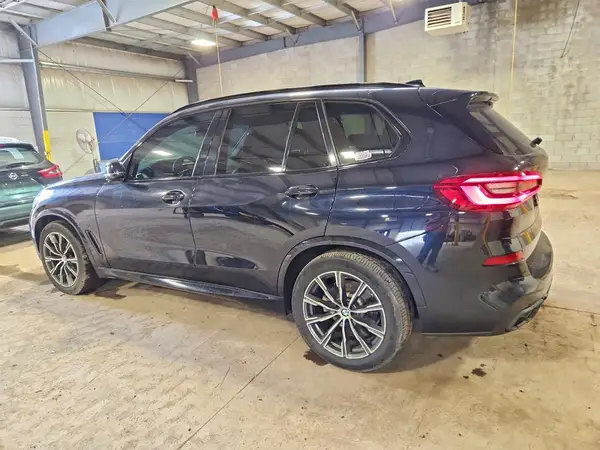 5UXCR6C52KLK89718 2019 BMW X5 - Image 2