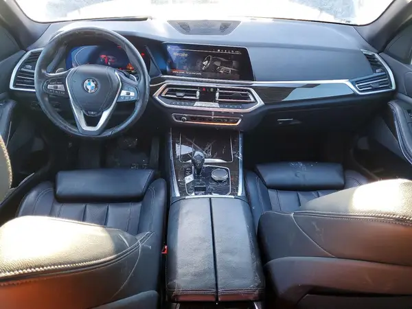 5UXCR6C52KLK99939 2019 BMW X5 - Image 8