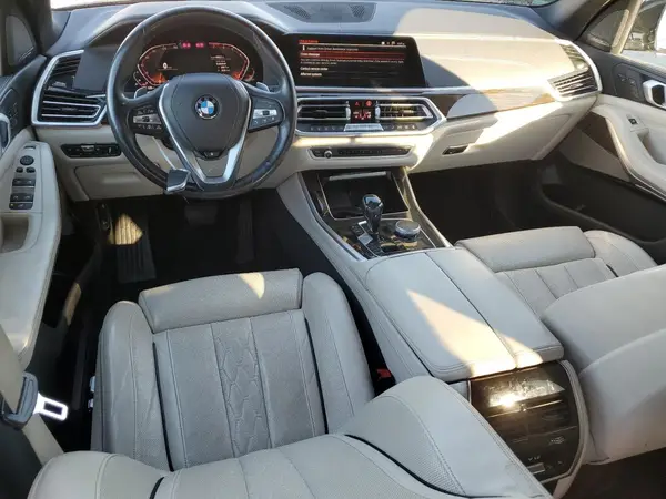 5UXCR6C52KLL03682 2019 BMW X5 - Image 8