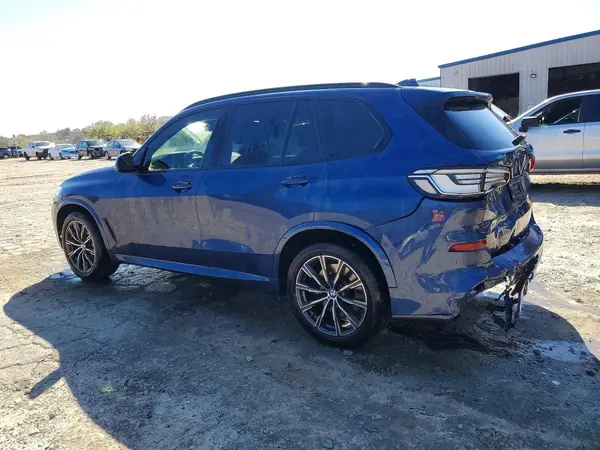 5UXCR6C52KLL04475 2019 BMW X5 - Image 2