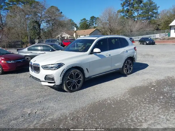 5UXCR6C52KLL08705 2019 BMW X5 - Image 2