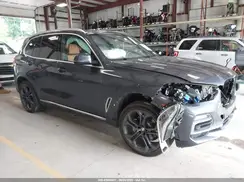 5UXCR6C52KLL10146 2019 BMW X5