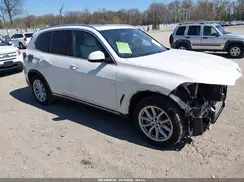 5UXCR6C52KLL11510 2019 BMW X5