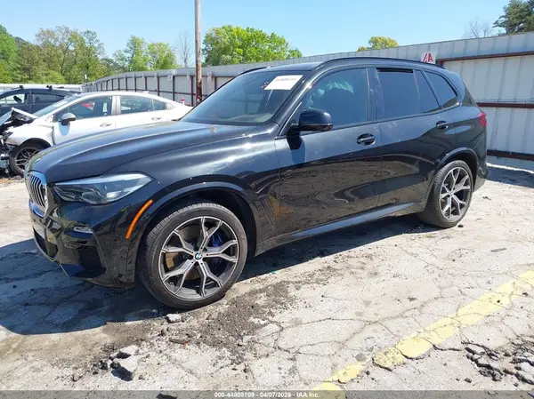 5UXCR6C52KLL11801 2019 BMW X5 - Image 2
