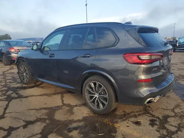 5UXCR6C52KLL12270 2019 BMW X5 - Image 2