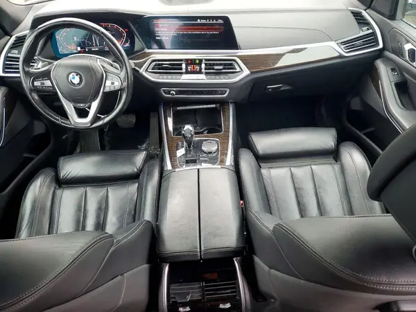 5UXCR6C52KLL14682 2019 BMW X5 - Image 8