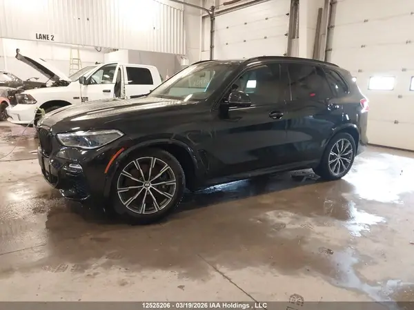 5UXCR6C52KLL23821 2019 BMW X5 - Image 2