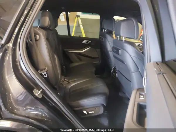5UXCR6C52KLL23821 2019 BMW X5 - Image 8