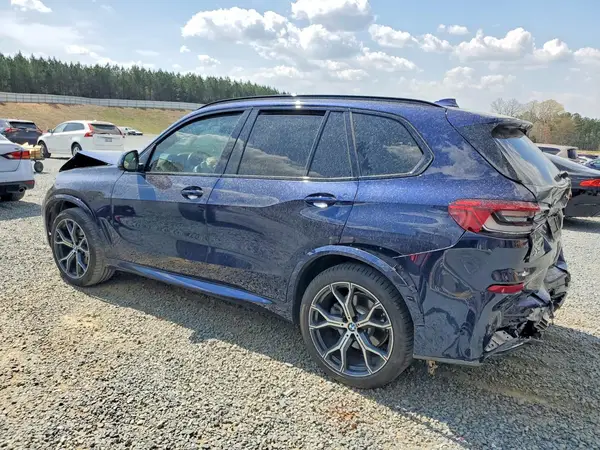 5UXCR6C52KLL24306 2019 BMW X5 - Image 2
