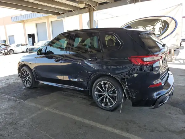 5UXCR6C52KLL26654 2019 BMW X5 - Image 2