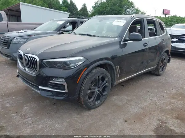 5UXCR6C52KLL26993 2019 BMW X5 - Image 2