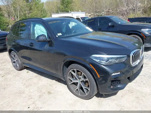 5UXCR6C52KLL39565 2019 BMW X5 - Image 1