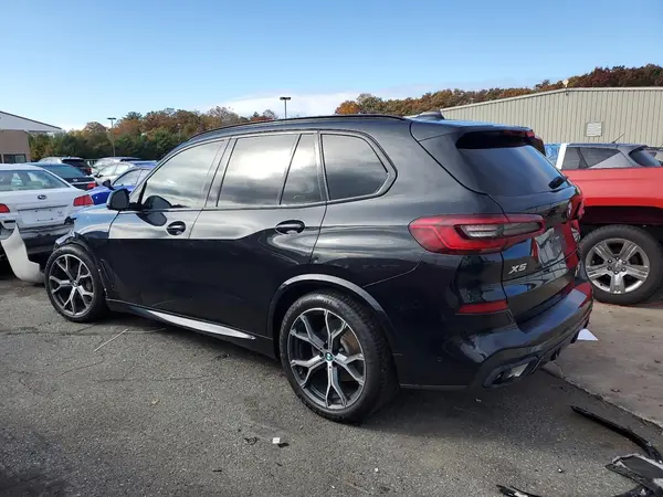 5UXCR6C52KLL61906 2019 BMW X5 - Image 2