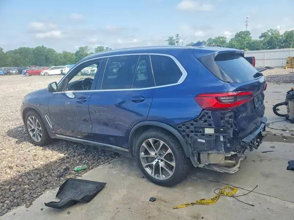 5UXCR6C53KLK80963 2019 BMW X5 - Image 2