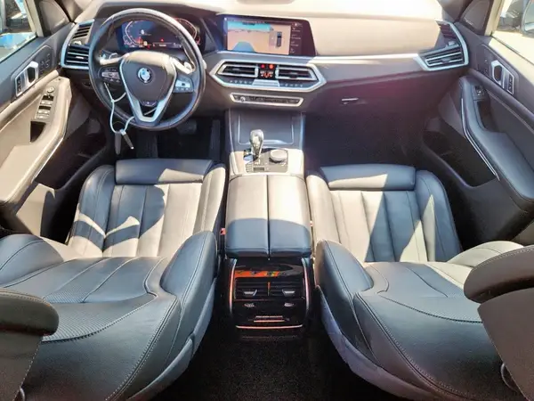 5UXCR6C53KLK81336 2019 BMW X5 - Image 8